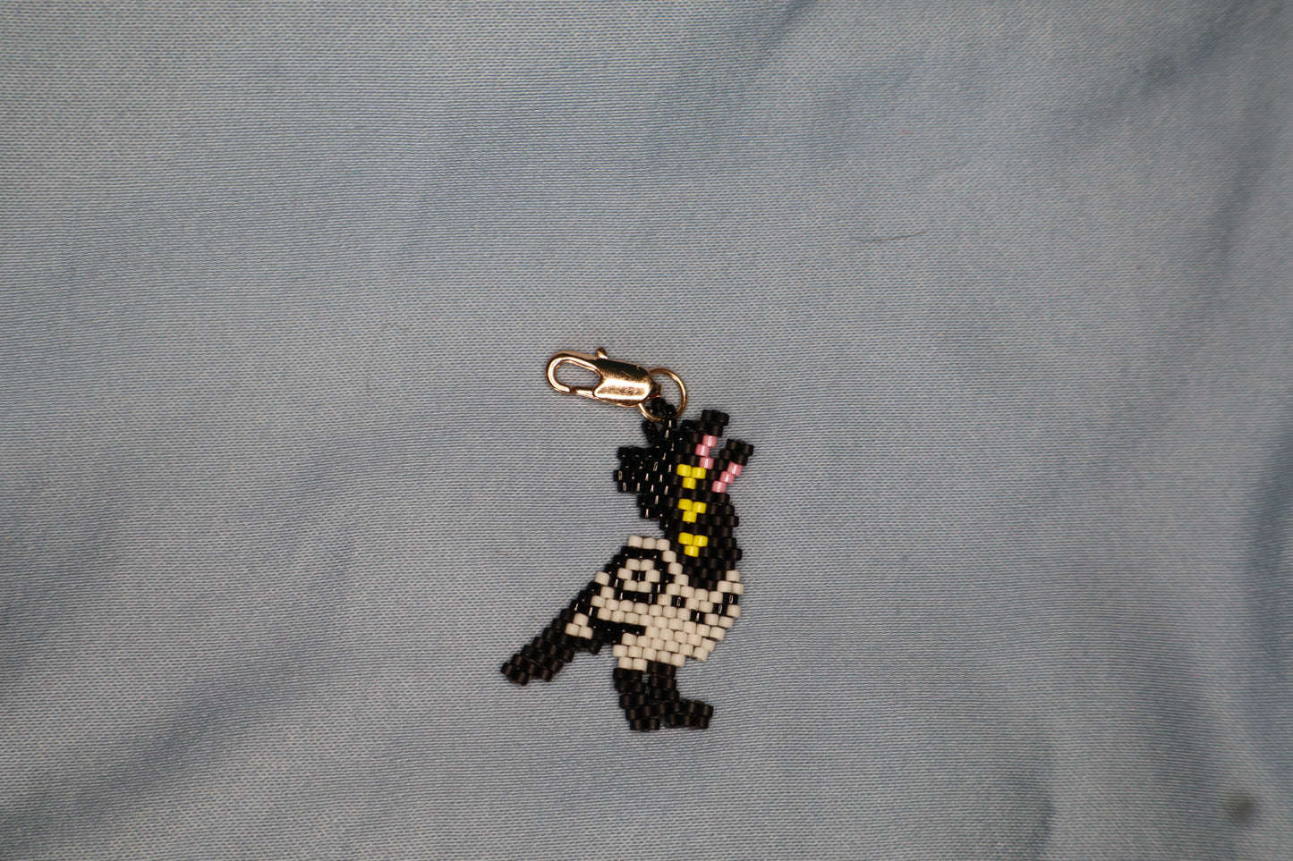 Sussy the Magpie Bag Charm